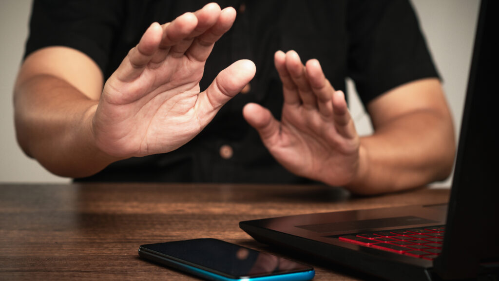 Técnicas de mindfulness para desconectar en vacaciones Actividades al aire libre para reducir el estrés vacacional